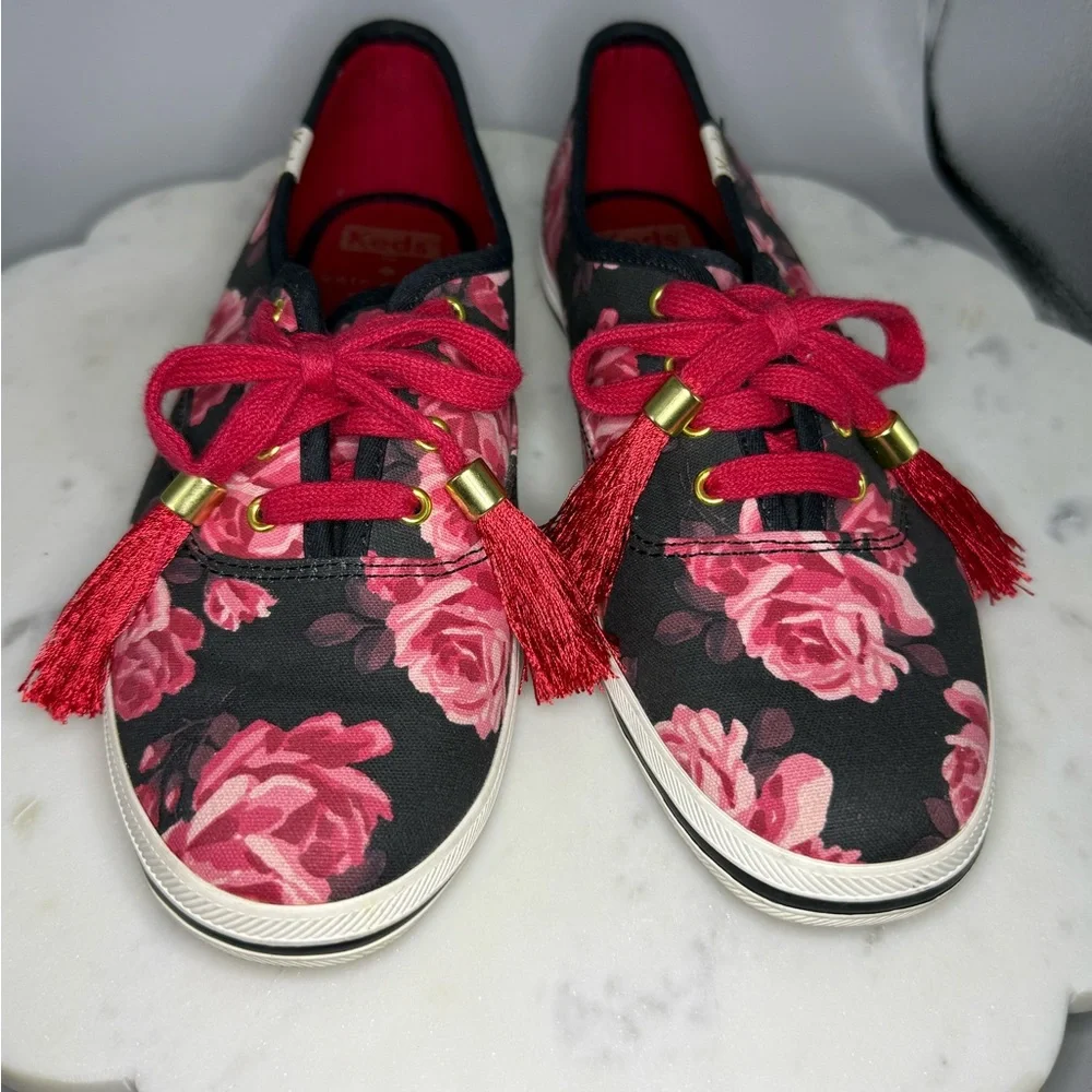 Women's Kate Spade New York Keds Floral Red Black Tassel Lace Up Sneakers Size 6 - Picture 4 of 9